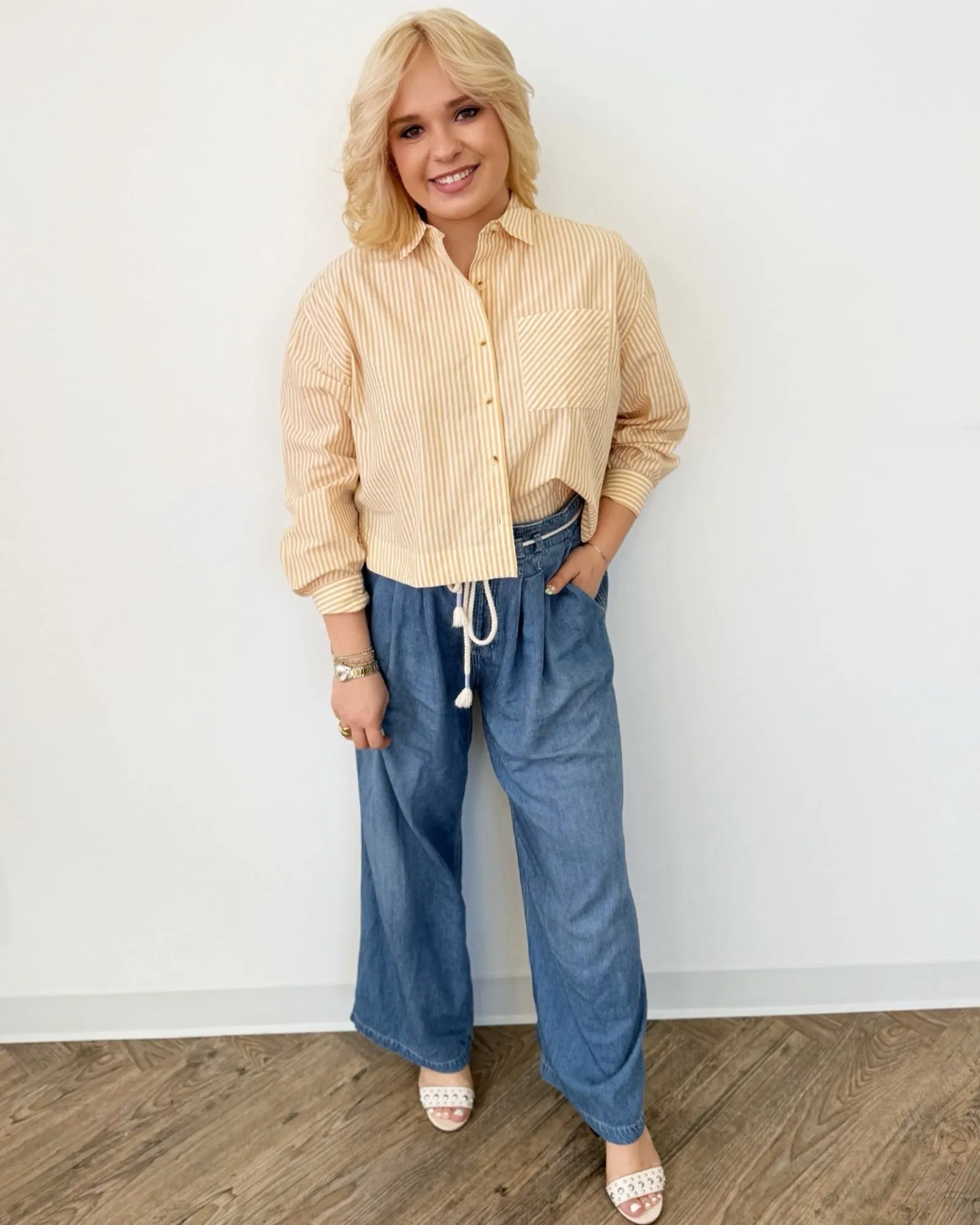 Asia Cropped Button Down