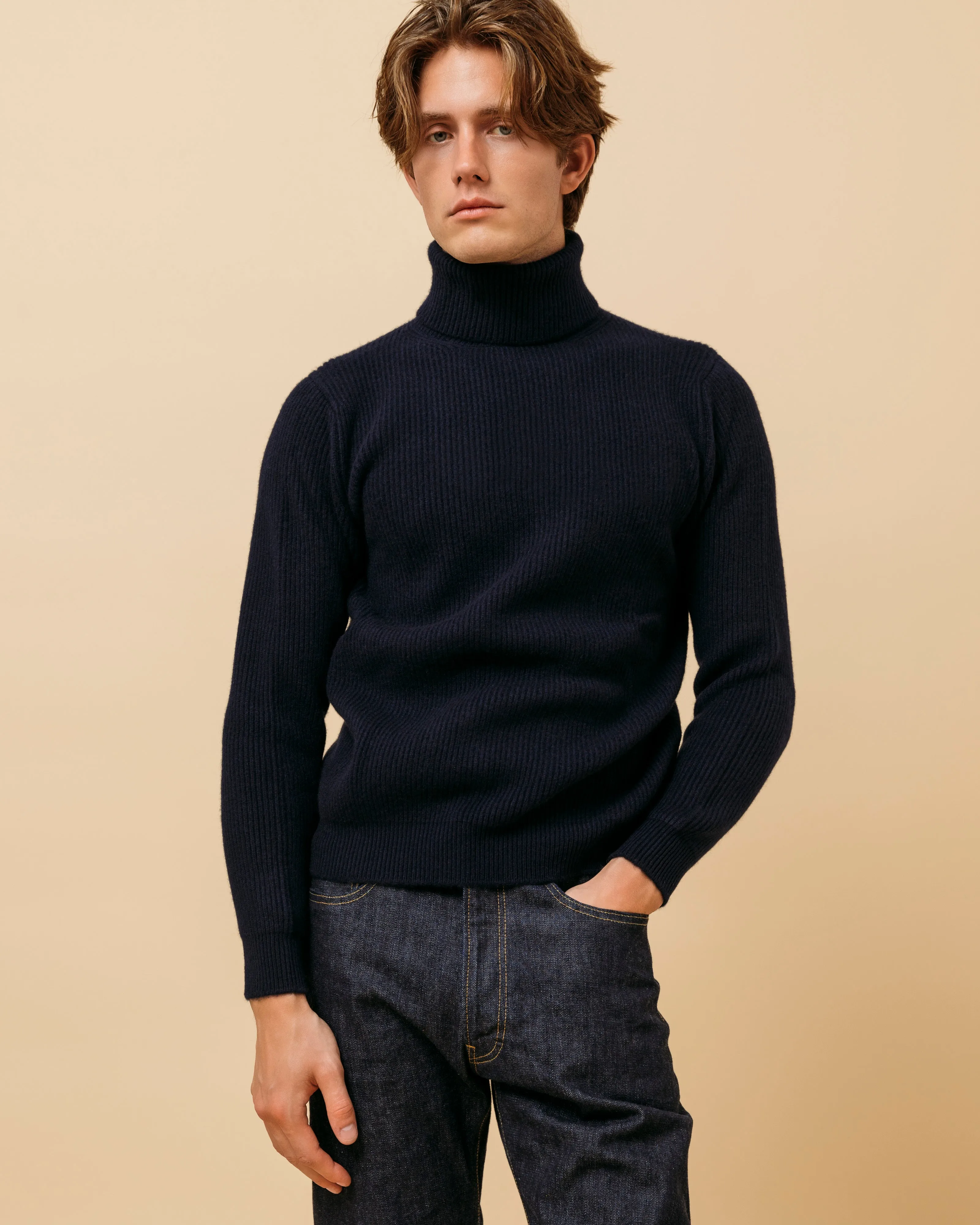Cashmere ribbed submariner rollneck in navy