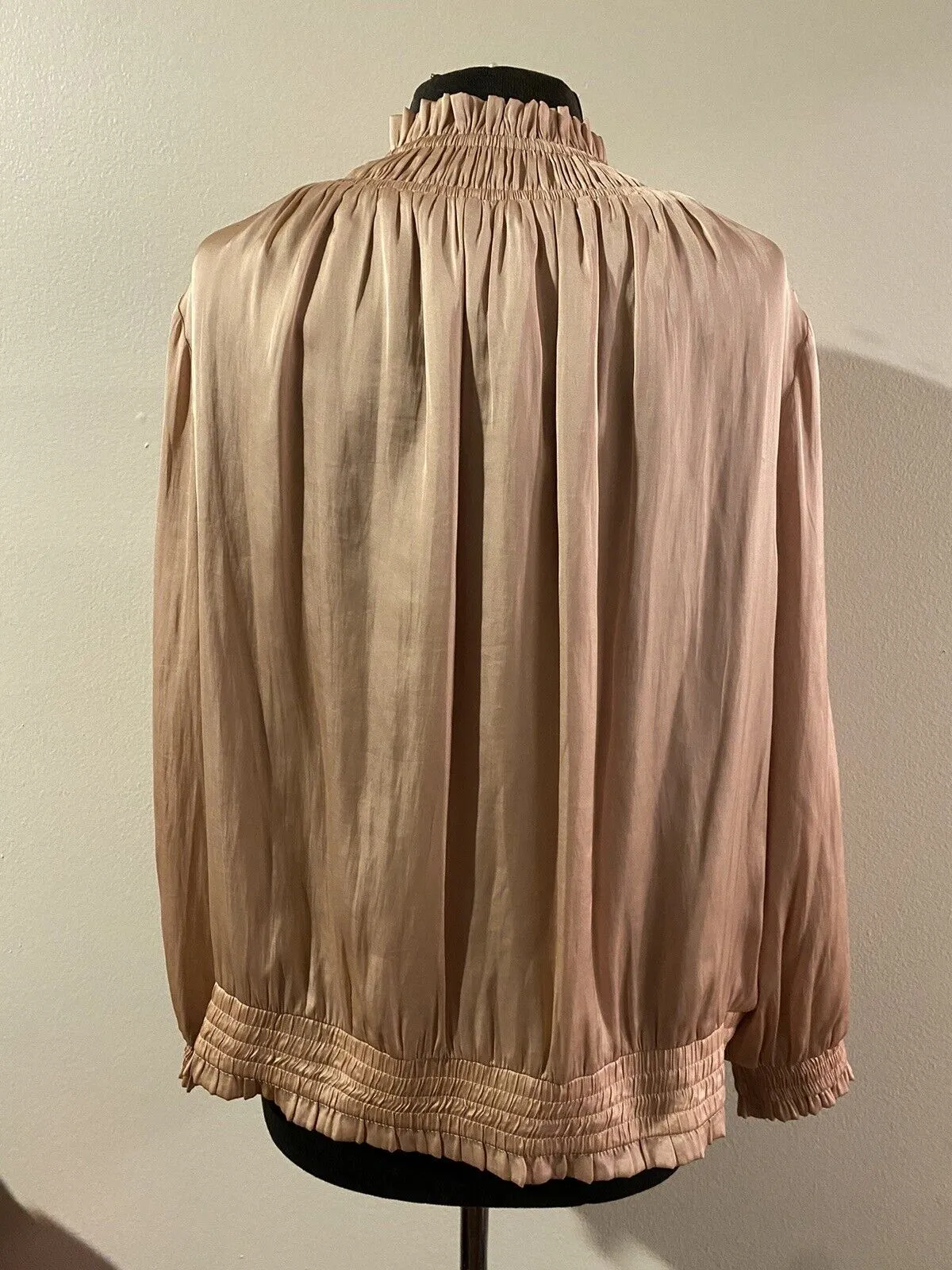 Chicos Shirred Frosted Pearl Color Bomber Jacket Size 3 -XL -16- NWT