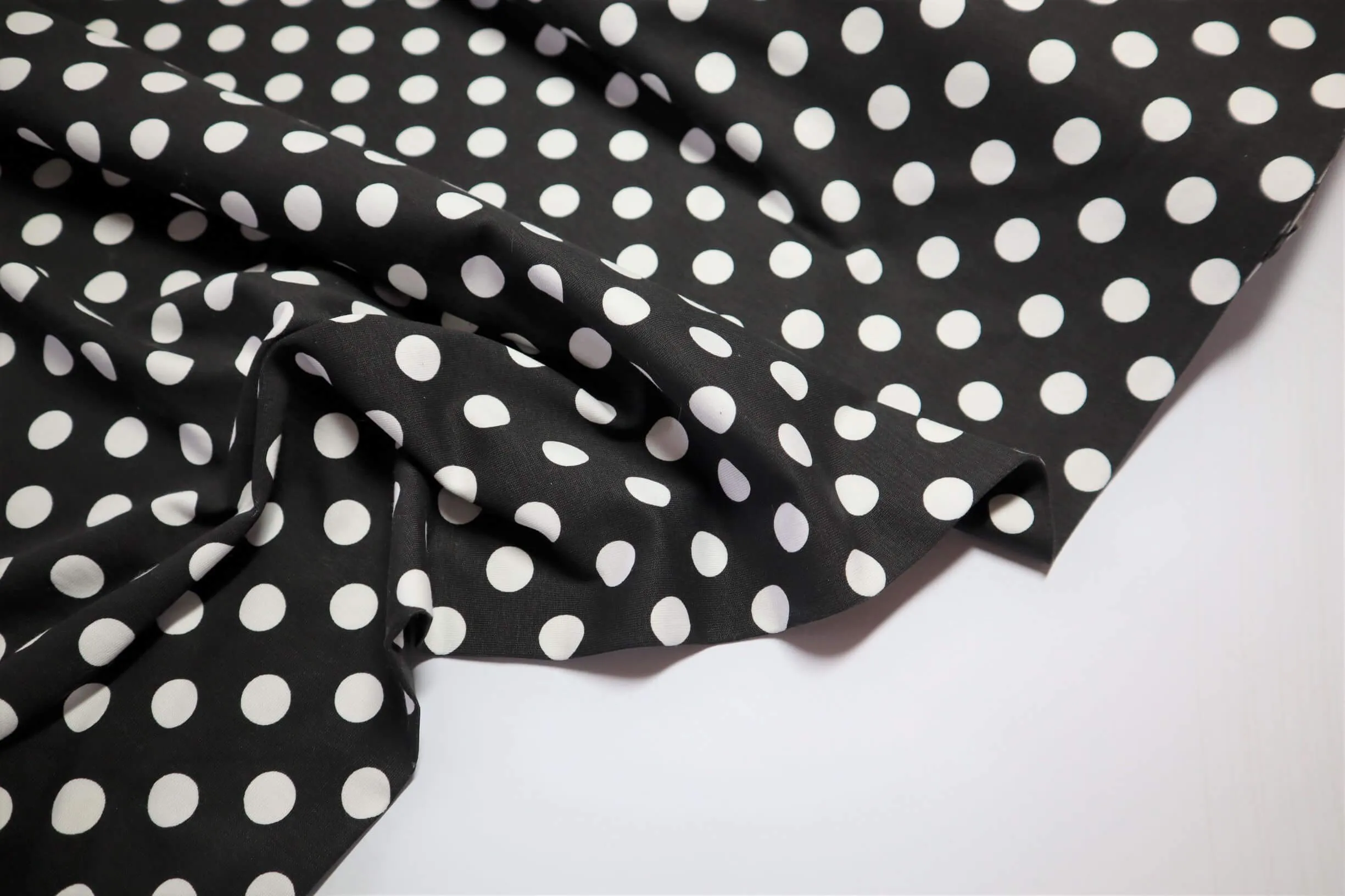 Dotty- Cotton Jersey, black