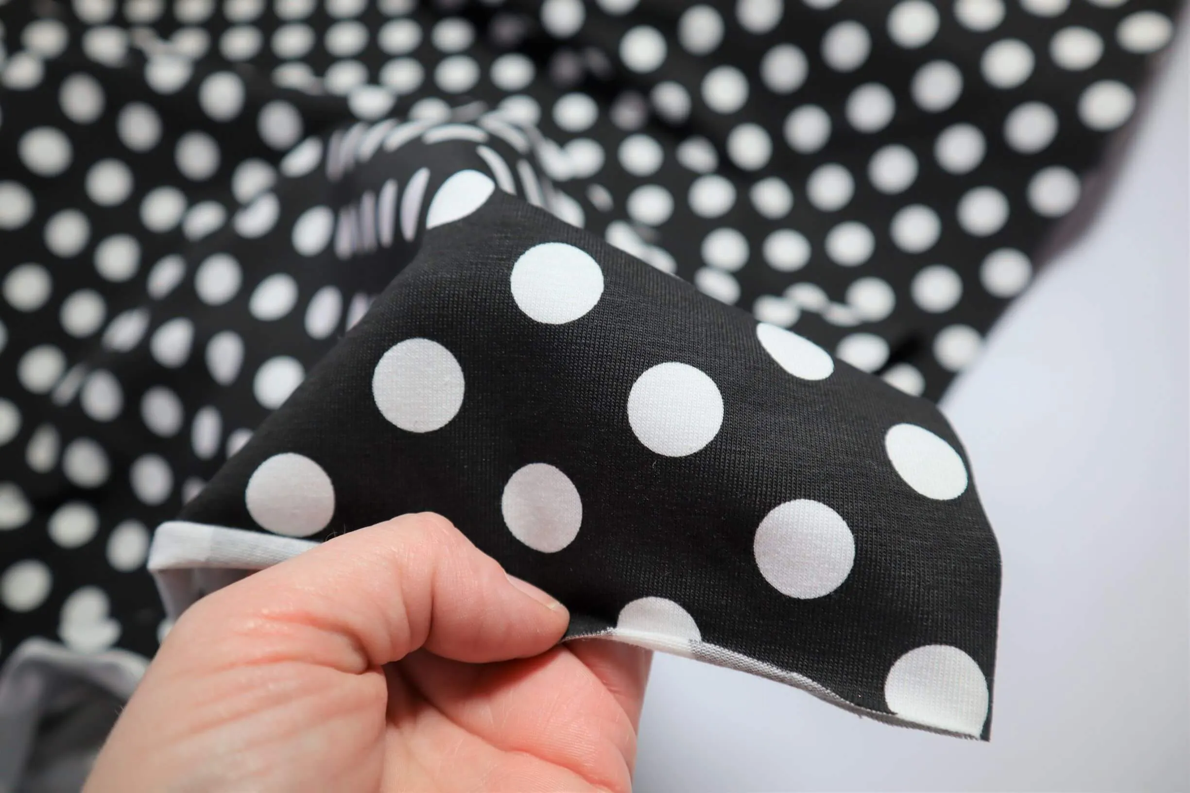 Dotty- Cotton Jersey, black
