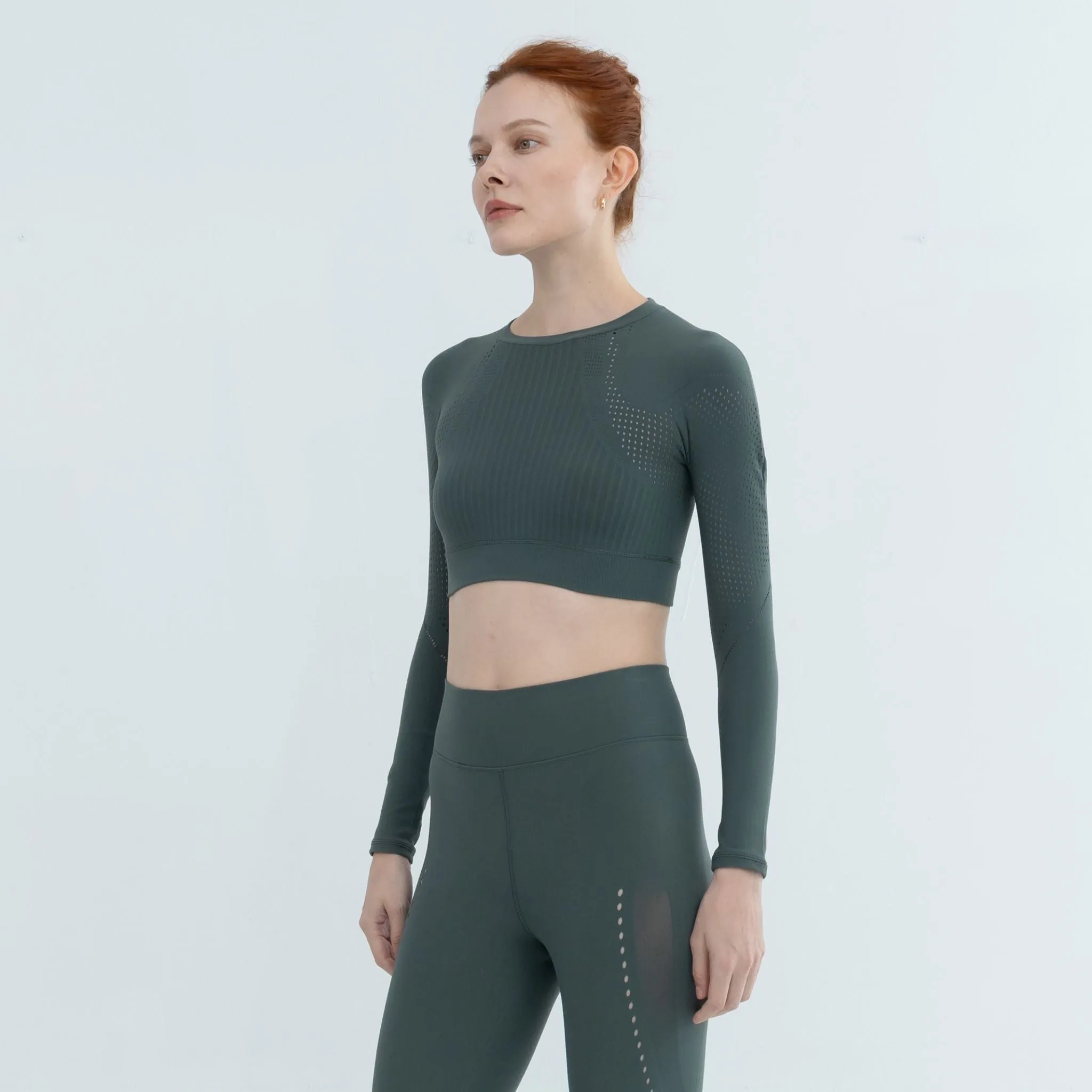 Glimmer Seamless Cropped Pullover- Ultra Short
