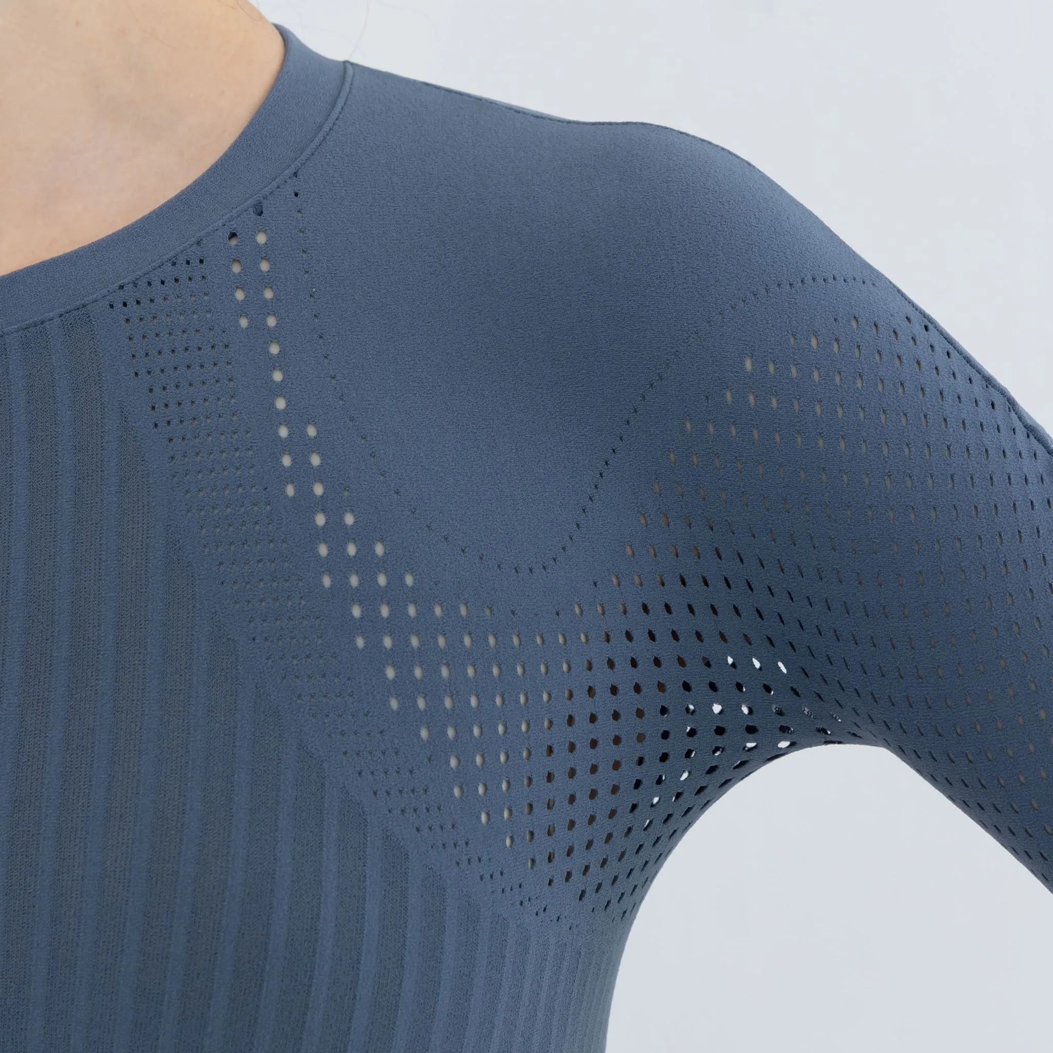 Glimmer Seamless Cropped Pullover- Ultra Short
